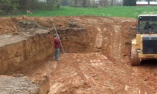 Выкопать котлован под фундамент в Набережных Челнах - от 2562 руб. | 2Землекопа-Нбр