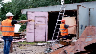 Демонтаж гаражей в Набережных Челнах, цена от 1742 руб. – услуги под ключ от 2Землекопа-Нбр