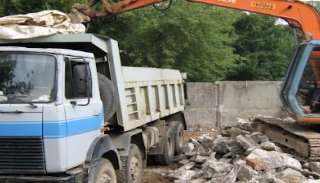 Вывоз строительного мусора с участка в Набережных Челнах недорого от 1538 руб. | 2Землекопа-Нбр